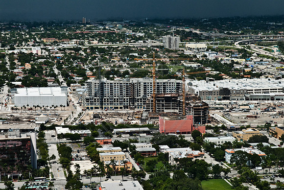 MDT33137_DG_DSC_MIDTOWN_0253