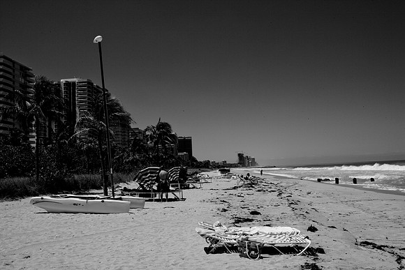 36181_DG_Color_USA_Miami_FL_Related_GroupZV4N9574