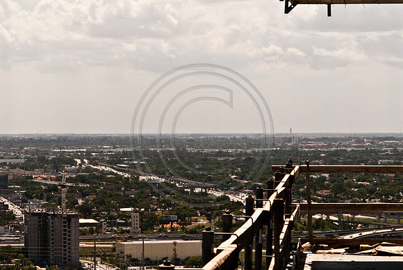MDT33137_DG_DSC_MIDTOWN_2206