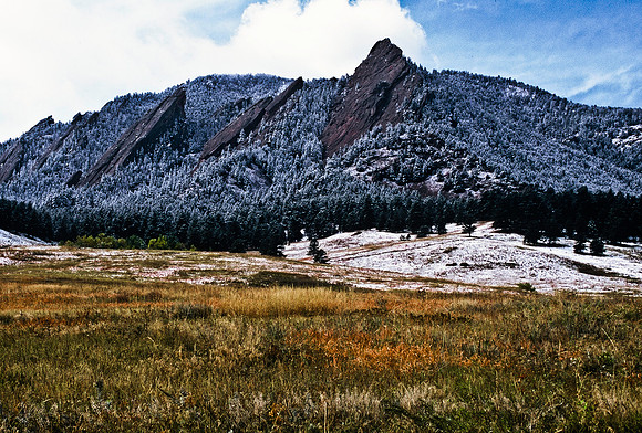 47426_B5_SL_COLOR_HOT_SULPHUR_HWY40_COLORADO_WYOMING_9706.jpg