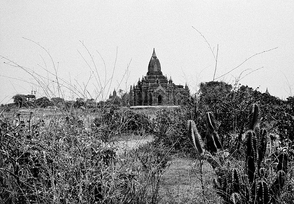 0781_FM_BW_35MM_BURMA