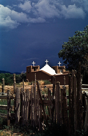 37865_B15_SL_COLOR_TAOS_NM_97_07.jpg