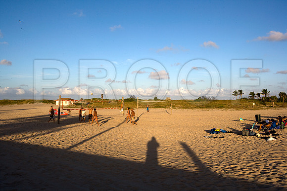 84704_ZV4N_9338_FL_USA