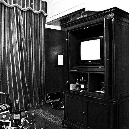 2666_FM_BW_SQ_HOTEL_ALVIAR_PALACE_BUENOS_AIRES_ARGENTINA_2004_4