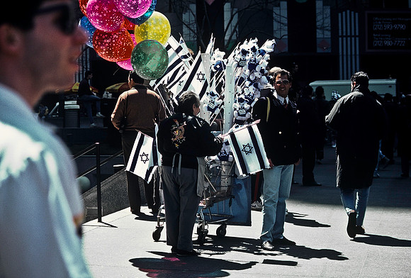 64056_B1_SL_COLOR_ISRALI PARADE_NY_88_01.jpg