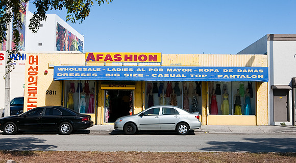 2607_Litlle_Haity_Miami_Avenue_20090307-5L8Y2195