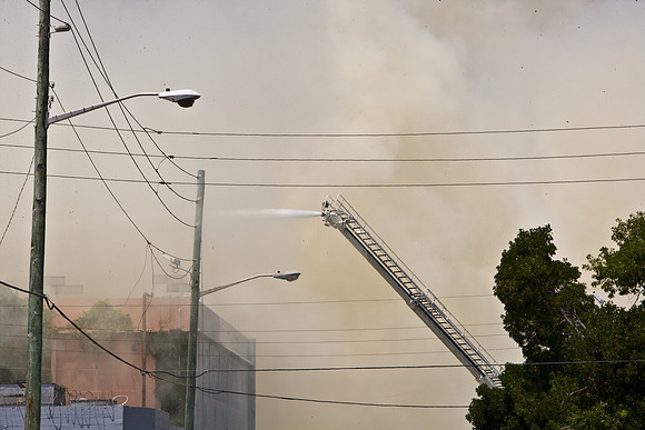 84697_Concrete_Plant_In_Fire_ZV4N6568