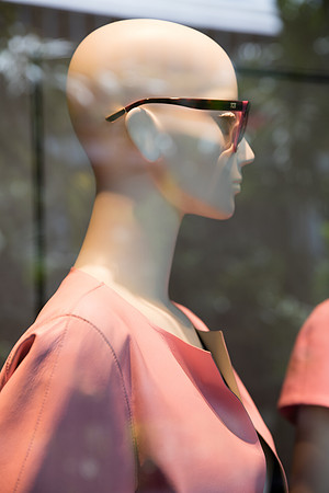 20160417_Mannequins_and_Windows_075A0101