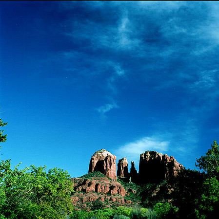 6137_COLOR_SQ_RED_ROCK_CROSSING_SEDONA_AZ_USA_05_8.jpg