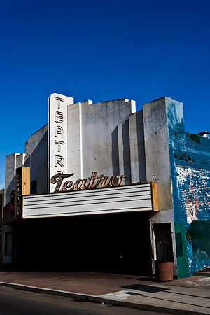 36373_DG_COLOR_OXNARD_CALIFORNIA_CA_USA_2007_ZV4N_0611