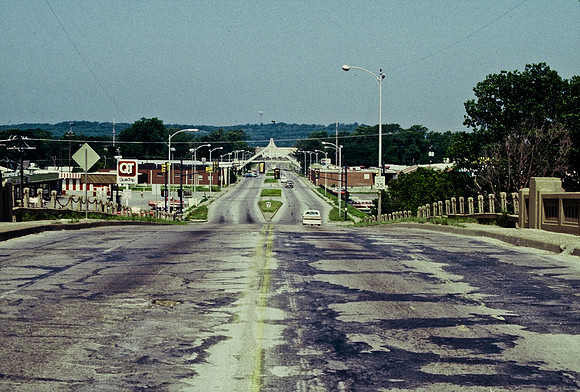 47425_B5_SL_COLOR_TULSA_CO_82_16.jpg