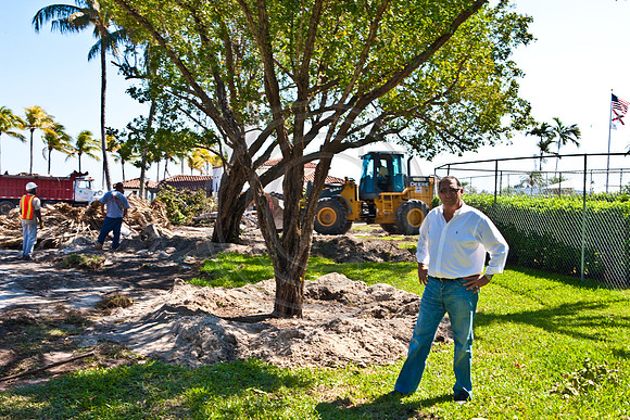 2901_DG_Fisher_Beach_Club_Demolition_Miami_FL20090422-5L8Y6201