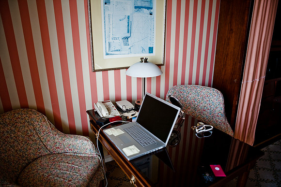 06598_DG_COLOR_LOS_ANGELES_CALIFORNIA_CA_Hotel_The_Tower_Room_8_10_USA_ZV4N_1196