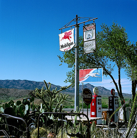 6113_COLOR_SQ_AZ_USA_2005_GRAND_CANYON_SELIGMAN_ROUTE 66_AZ_06_3.jpg