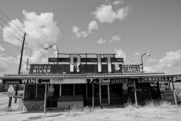 0014_DG_Villager_RV_FL_USA_2009_5L8Y0142