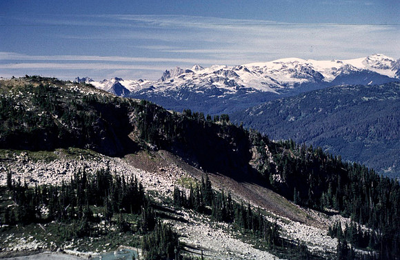 06813_B19_SL_COLOR_WHISTLER_WS_97_02.jpg