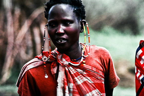 55424_SL_COLOR_TRIBE_CAMP_MASAI_KENYA_AFRICA_1989_4