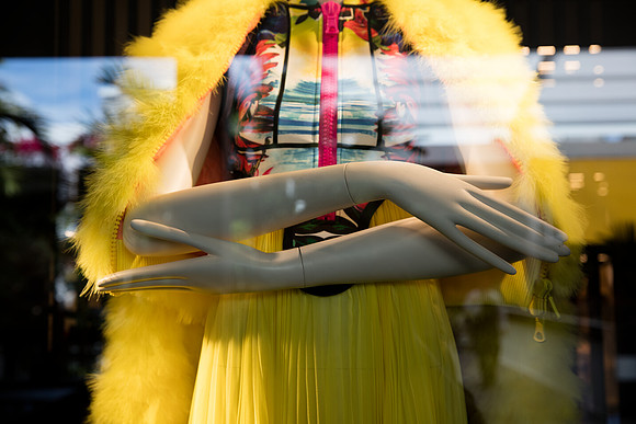20160417_Mannequins_and_Windows_075A0148