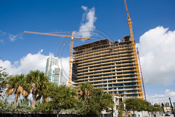 36140_DG_Color_USA_Miami_Beach_FL_Related_Group_South_of_Fifth36140_RELATED_DG_ZV4N3561