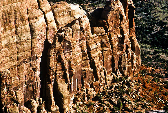 47466_B5_SL_COLOR_NATIONA_ MONUMENT_COLORADO_WY_97_06.jpg