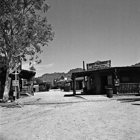 6022_FM_BW_TUCSON_AZ_05.jpg
