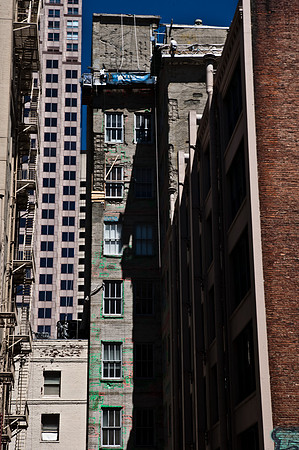 06608_DG_COLOR_SAN_FRANCISCO_CALIFORNIA_CA_USA_2007_ZV4N_3975