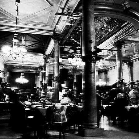 2662_FM_COLOR_SQ_CAFE_REAL_TANGO_BUENOS_AIRES_ARGENTINA_2004_5