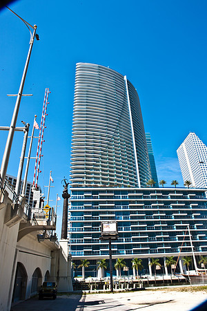 3452_DG_Donw_Town_Miami_FL_5L8Y0016