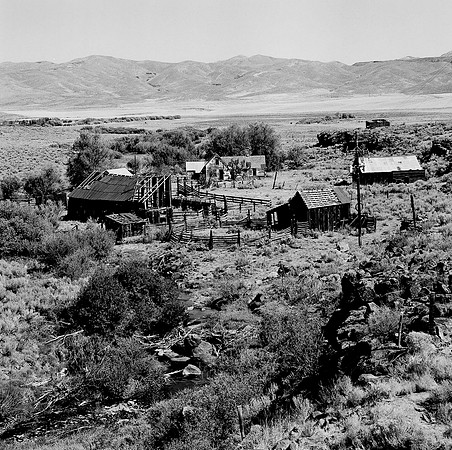 7566_FILM_BW_01_LR_SALMON_USA_ID_1.jpg