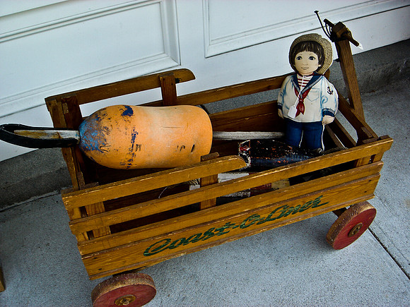 06593_DG_COLOR_STONINGTON_CONNECTICUT_CT_USA_2007_Sony_CT_932_06