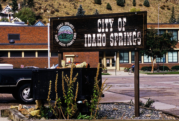47433_B5_SL_COLOR_ARGOTOWN_HWY40_COLORADO_WY_97_11.jpg