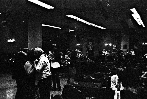 2641_FM_BW_35MM_LA_BOCA_CAFE_TANGO_BUENOS_AIRES_ARGENTINA_2004_24