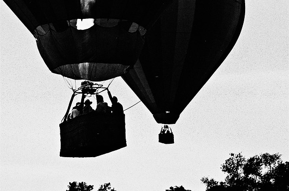 B3_82002_BW_194_New_Masai-Ballon_Africa_89_9
