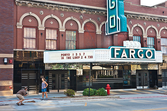 0017_DG_Fargo_North_Dakota_5L8Y3945