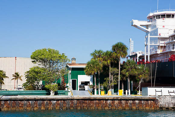 20090421-29001_Fisher_Island_Back_Stage_5L8Y6093