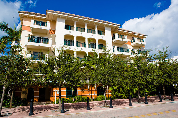 36140_DG_Color_USA_Miami_Beach_FL_Related_Group_South_of_Fifth36140_RELATED_DG_ZV4N3512