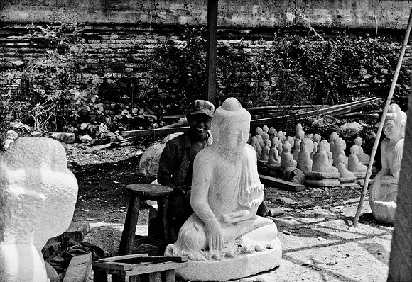 0784_FM_BW_35MM_BURMA_5