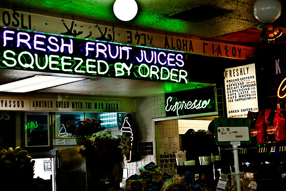 36351_DG_COLOR_BAKER_CALIFORNIA_CA_USA_2007_ZV4N_1056