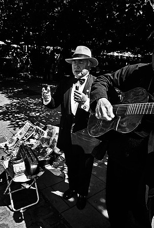 2667_FM_BW_35MM_BUENOS_AIRES_ARGENTINA_2004_29