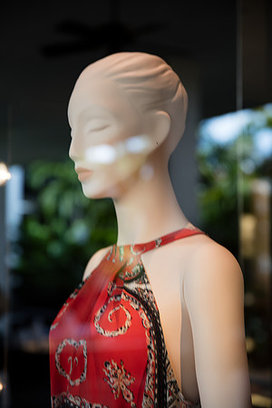 20160417_Mannequins_and_Windows_075A0132