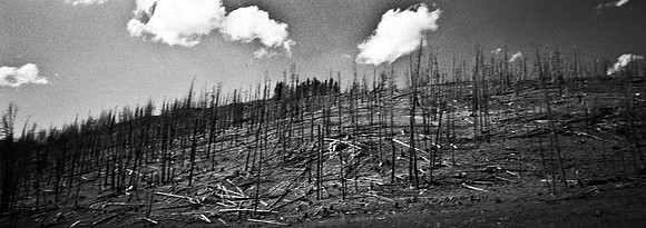 7552_FM_BW_XPAND_AZ_01_1.jpg