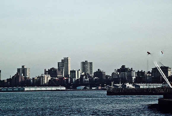 64047_B1_SL_COLOR_NY_86_06.jpg