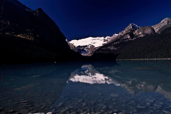 06821_B19_SL_COLOR_BANFF_NAT_PARK_LAKE_LOUIS_WS_97_01.jpg