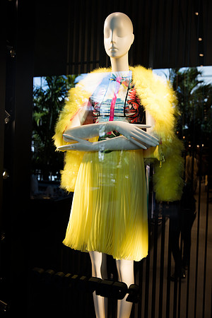 20160417_Mannequins_and_Windows_075A0140