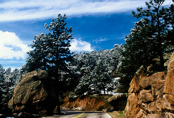 47429_B5_SL_COLOR_HOT_SULPHUR_HWY40_COLORADO_WYOMING_97_07.jpg