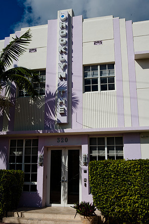 36149_DG_Color_USA_South_Beach_FL_Related_Group_Vice_Roy_BookZV4N3444-35