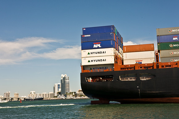 3105_DG_Cargo_Ship_Containers_Port_Miami_FL_5L8Y7542