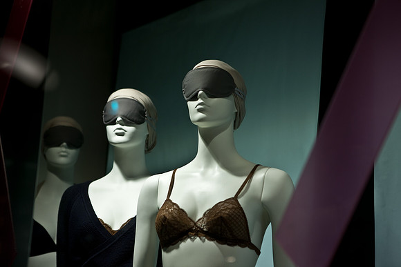 20080908_DVD32_DG_USA_Rodeo_Drive_LA_CA_6022_full_blead