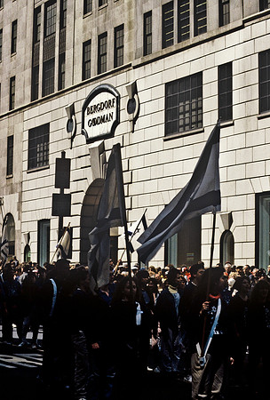 64030_B1_SL_COLOR_PARADE_NY_1992_03.jpg