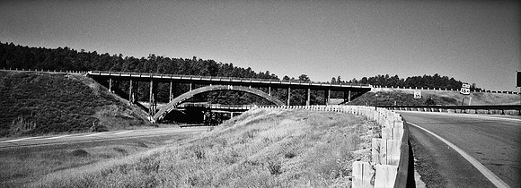 7552_FM_BW_XPAND_AZ_01_2.jpg